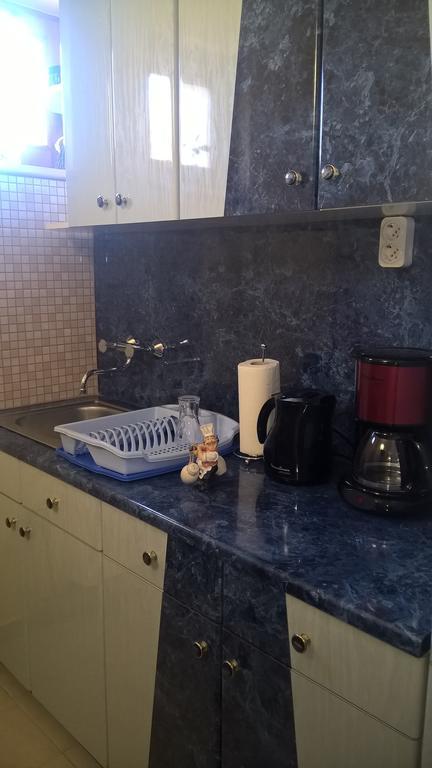 Pongracz Apartman Zirc Bagian luar foto